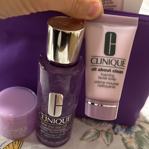 Double Cleanse Kit - Picture 4 of 7